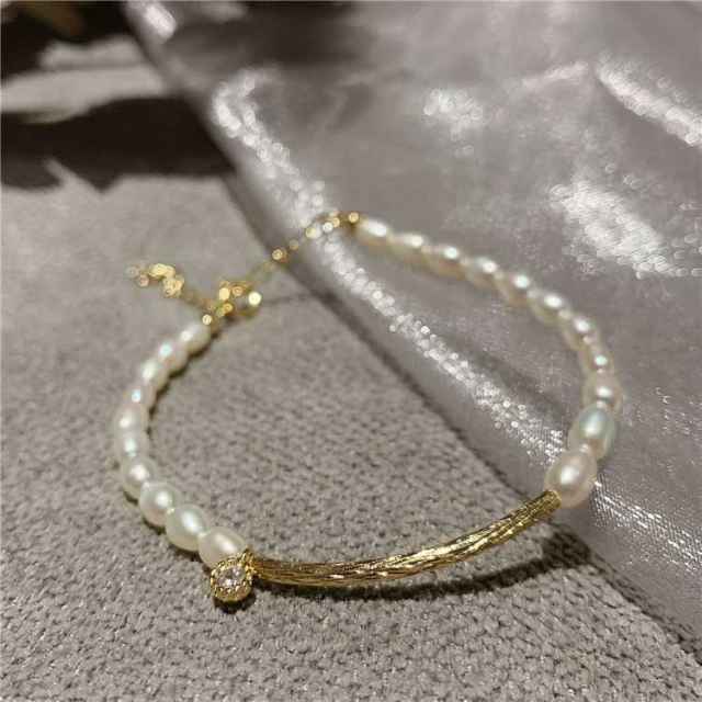 Natural pearl bracelet