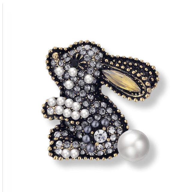 Fashion pearl rabbit brooch