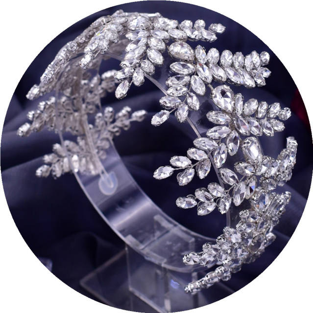 Luxury pave setting diamond bridal headband earrings