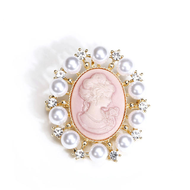 Vintage beauty face faux pearl brooch