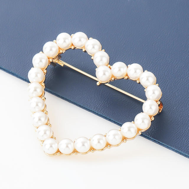 Faux pearl heart brooch