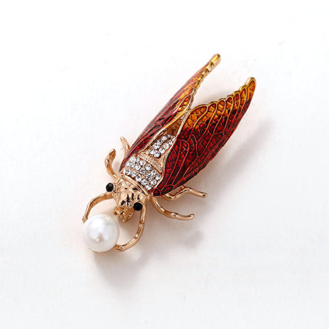 Dripping oil golden cicada pearl unisex brooch