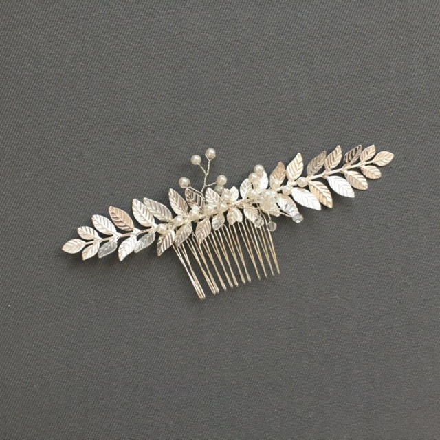 Fashion Pearl leaf hair comb