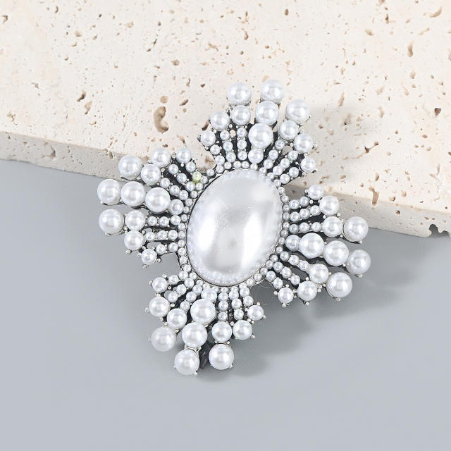 Vintage pearl diamond brooch