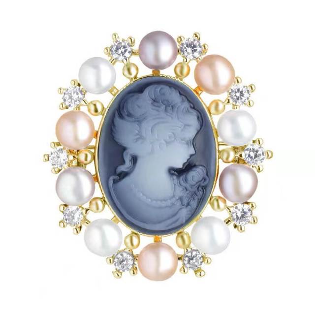 Vintage beauty face faux pearl brooch