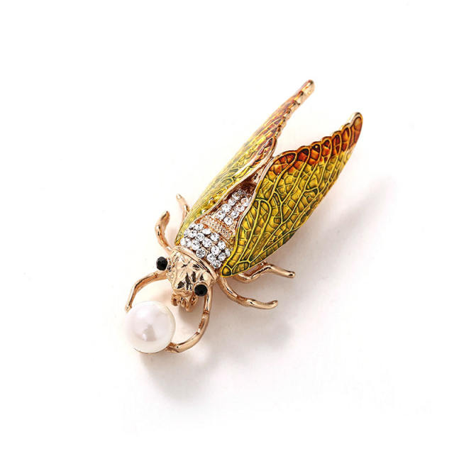Dripping oil golden cicada pearl unisex brooch