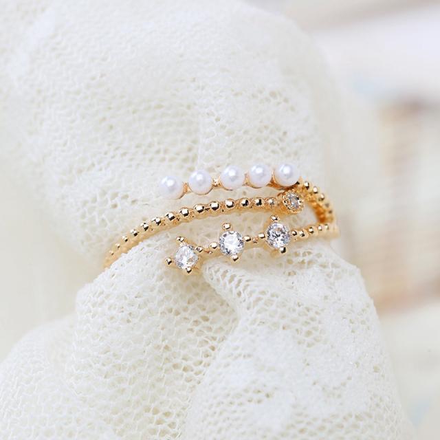 Multilayer cubic zirconia Pearl open finger ring