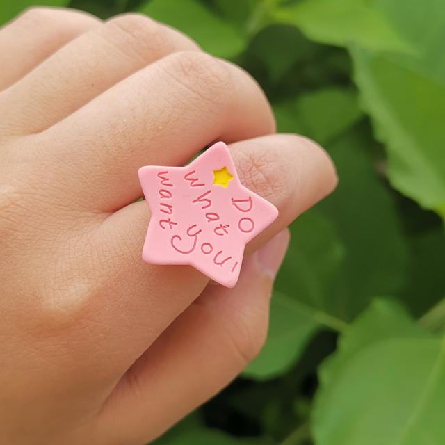 Engrave star flower resin finger ring
