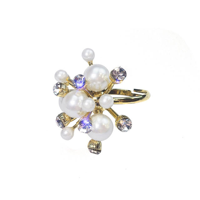 Pearl beaded snowflake open finger ring