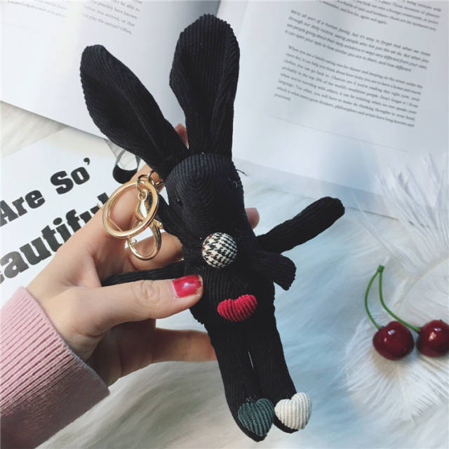 Love heart ribbed rabbit keychain