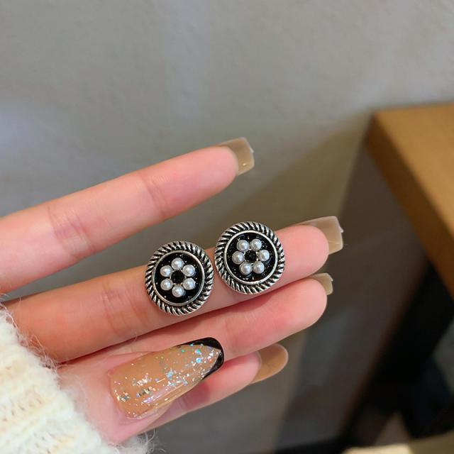 Pearl flower enamel finger ring