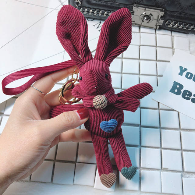 Love heart ribbed rabbit keychain