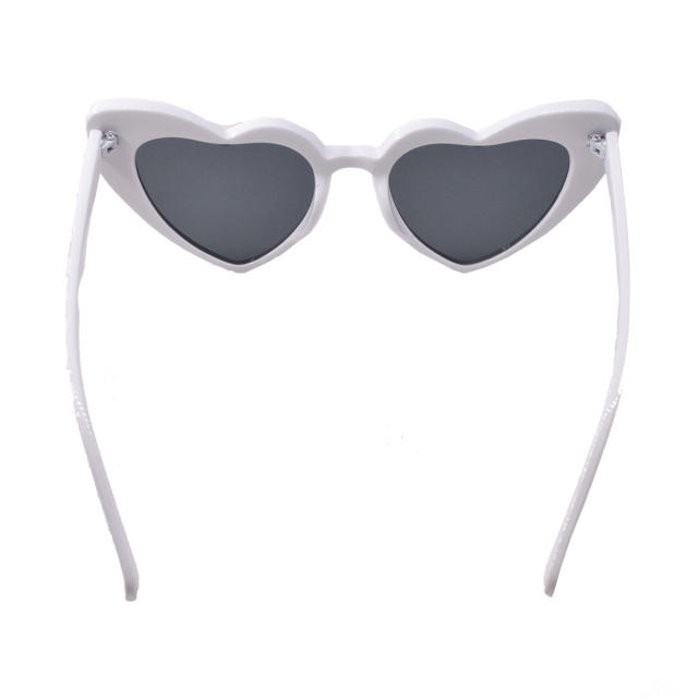 Fashion heart-shaped sunglasses