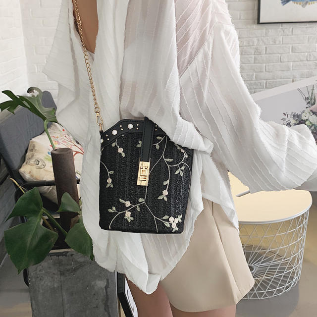 Lace embroidery bucket bag