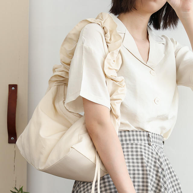 Solid color nylon shoulder bag