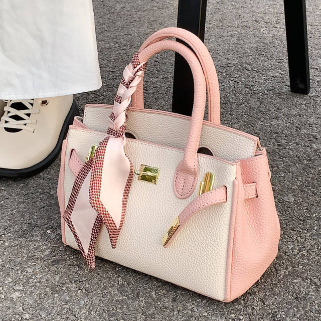 Classic elegant women handbag