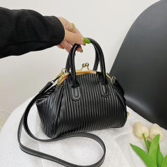 2022 colorful design large capacity women handbag