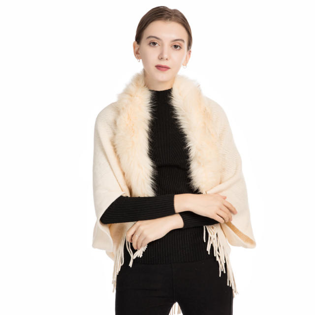 New imitation fox fur collar warm monochrome knitted shawl for women