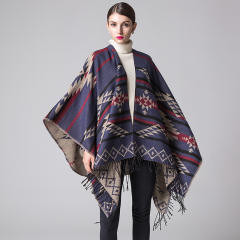Geometric pattern warm shawl