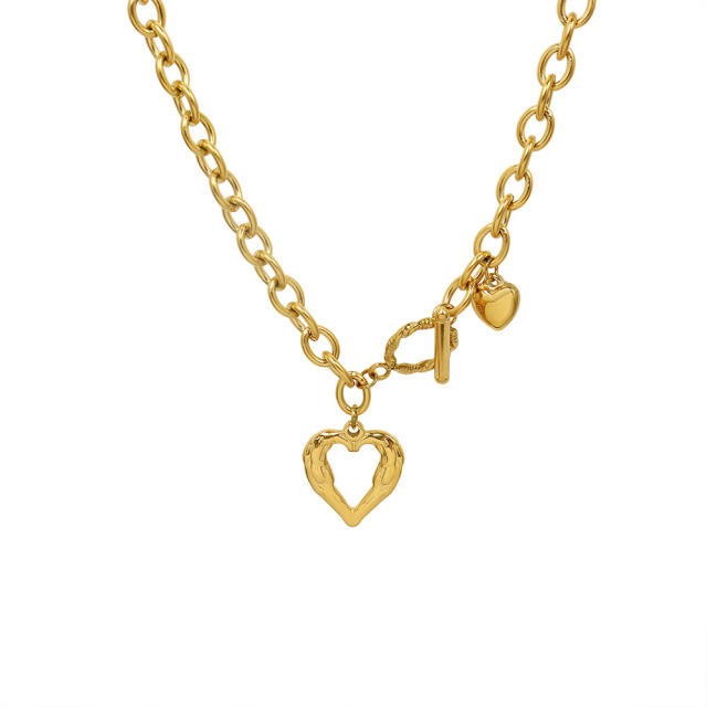 Heart pendant toggle necklace