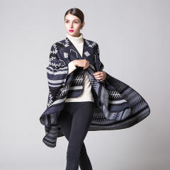 Geometric pattern warm shawl
