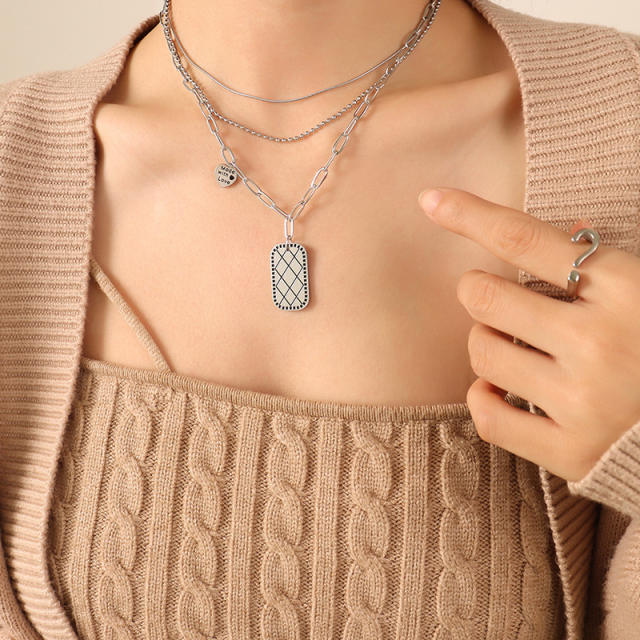 Square-layer pendant multi-layer necklace