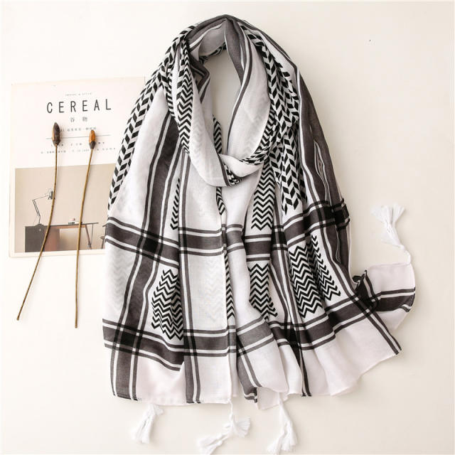 Retro ethnic style geometric pattern printed cotton and linen scarf