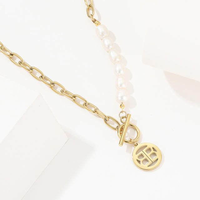 Baroque pearl B letter necklace