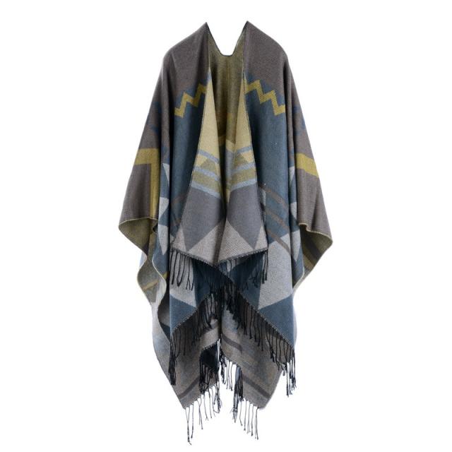 Boho tassel shawl with slit