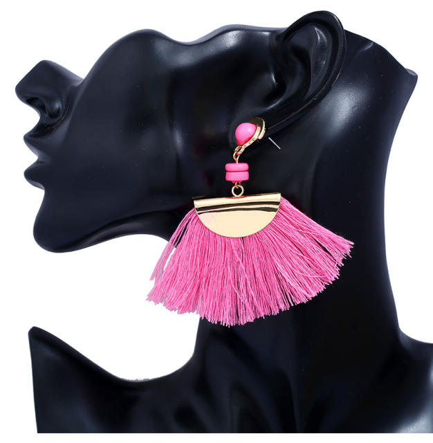 Metal fan-shaped hoop tassel earrings