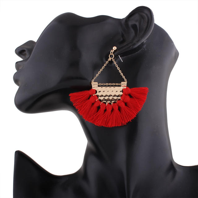 Fan-shaped hoop tassel earrings