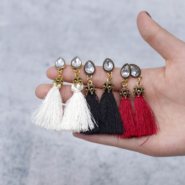 Rhinestone thread tassel earrings