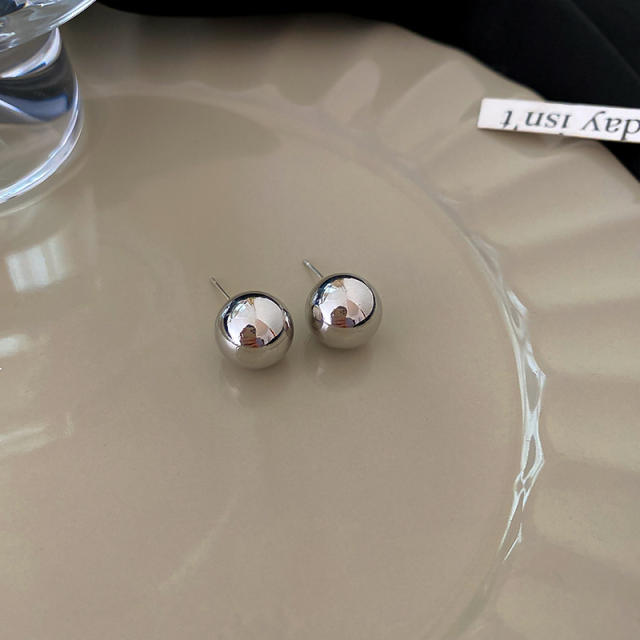 Cute ball ear studs