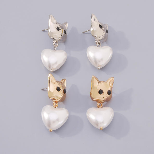 Pearl heart-shaped earrings