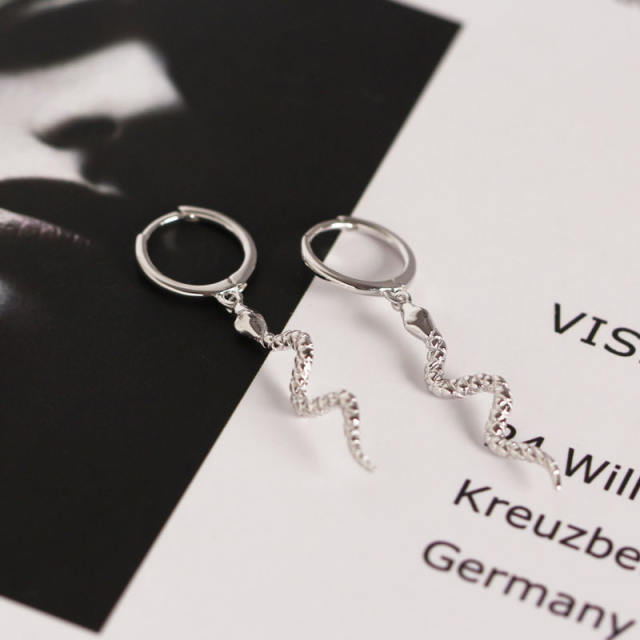 S925 silver snake huggie earrings