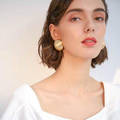925 silver needle exaggerated round ear studs