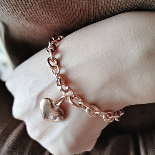 Korean fashion heart charm stainless steel bracelet chain toggle bracelet