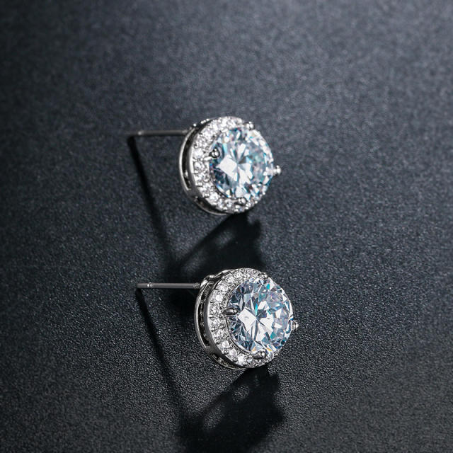 Elegant S925 needle round ear studs