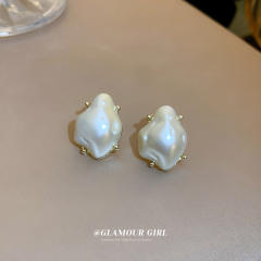 Baroque pearl ear studs
