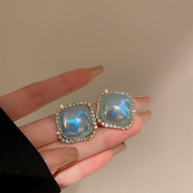 Classic square shaped faux pearl ear studs
