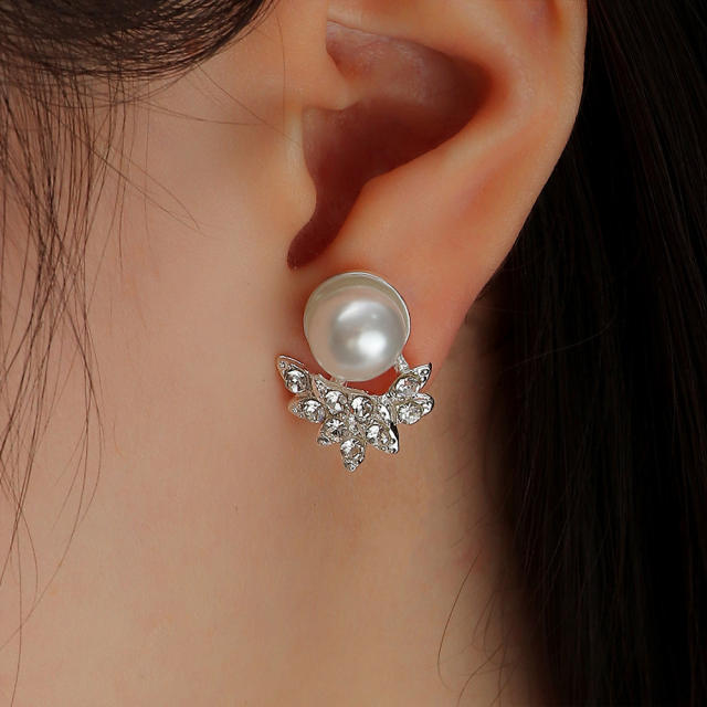Faux pearl diamond ear studs