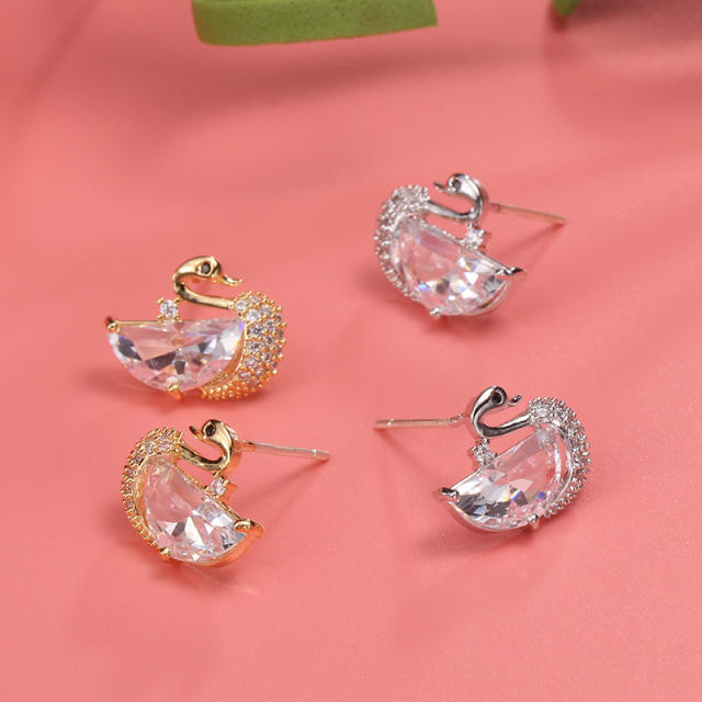 S925 needle luxury swan ear studs