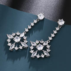 AAA cubic zircon dangle earring