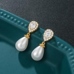 Classic pearl drop bridal earrings