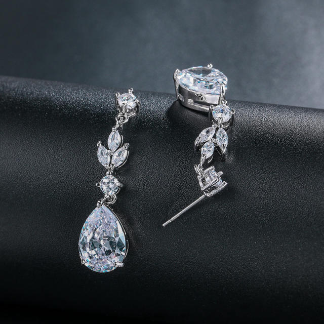 Crystal drop earrings for bridal