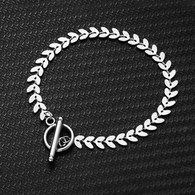Creative stainless steel bracelet toggle bracelet