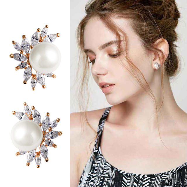 AAA cubic zircon pearl ear studs