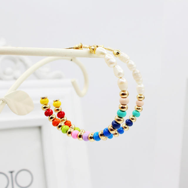 Color beaded open hoop earrings