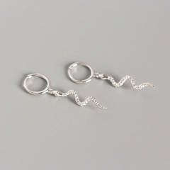 S925 silver snake huggie earrings
