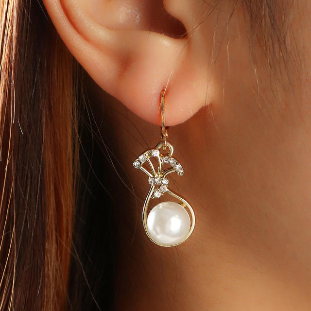 Snake rhinestone earrings